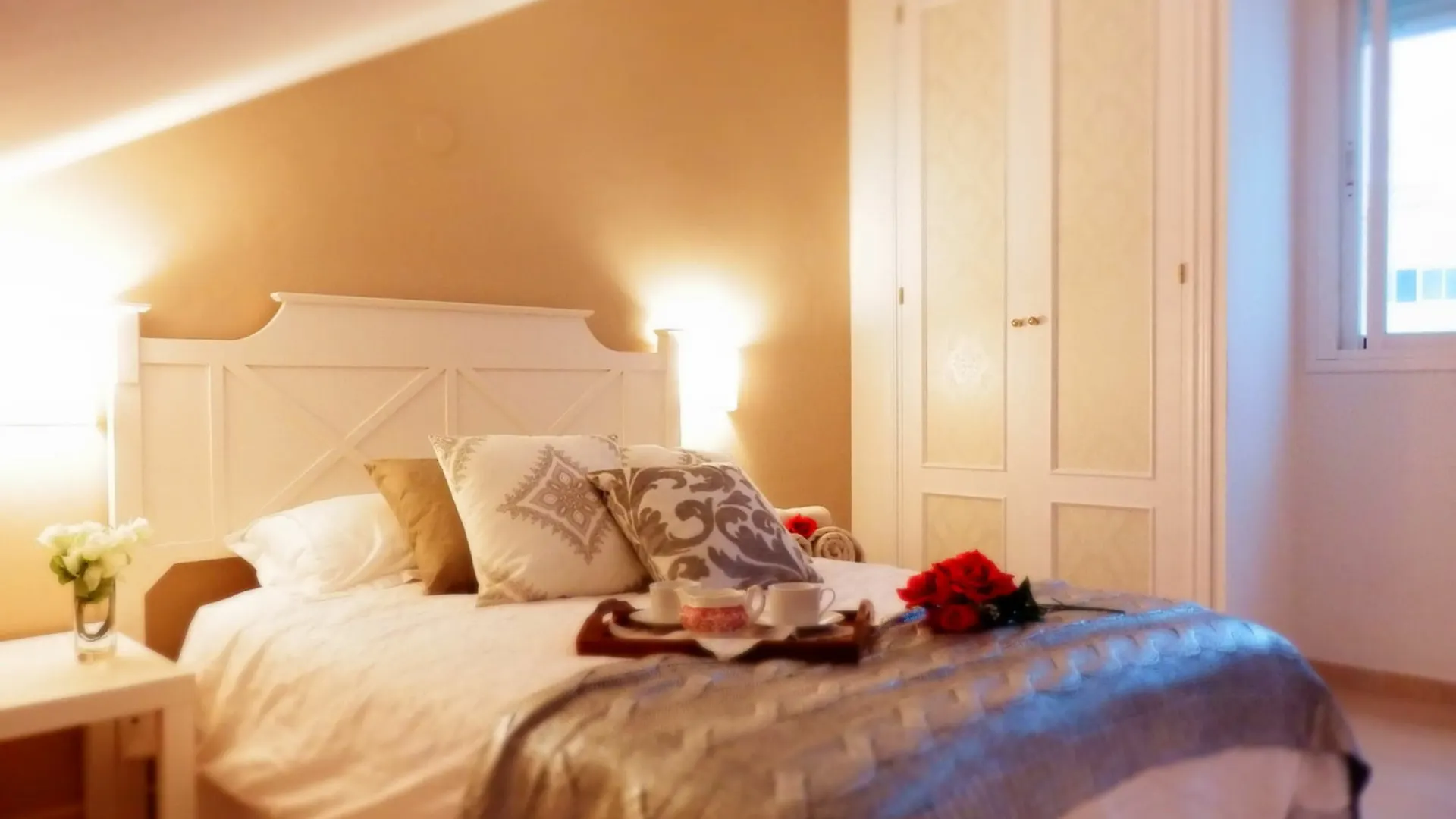 Waterfront Capuchinos Apartment 말라가