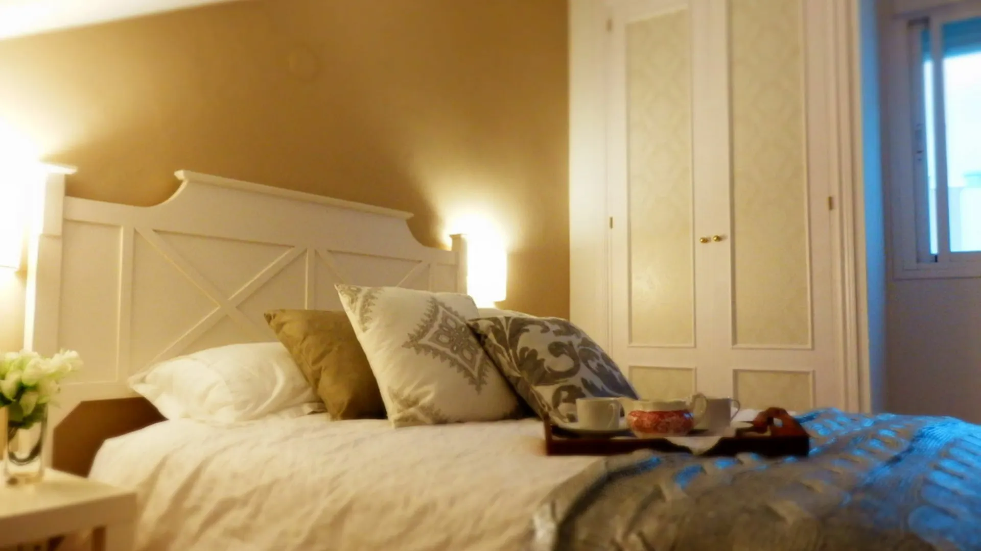 Waterfront Capuchinos Apartment 말라가 0*,